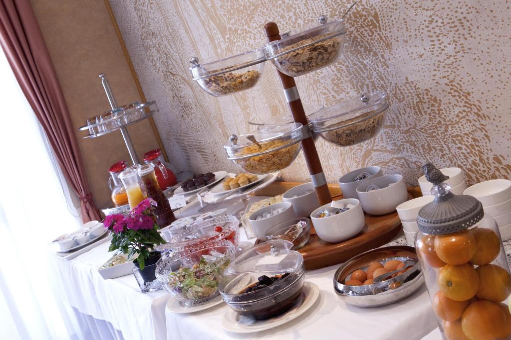 Hotel Mennini - Resim 19