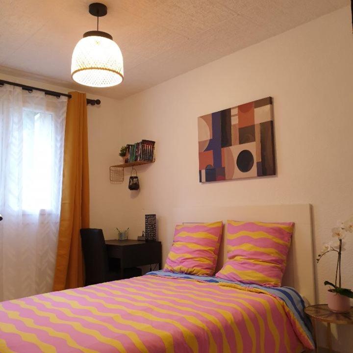 Postel nebo postele na pokoji v ubytování Jolie charmant T3 refait à neuf à Marseille