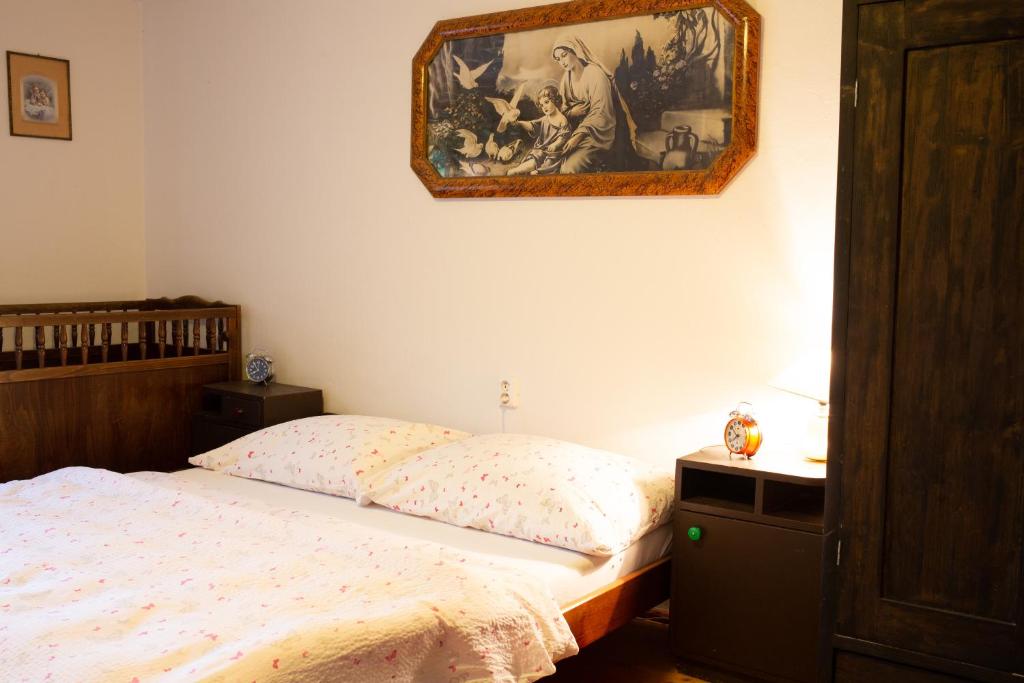 Postel nebo postele na pokoji v ubytování Chalupa na Valašsku