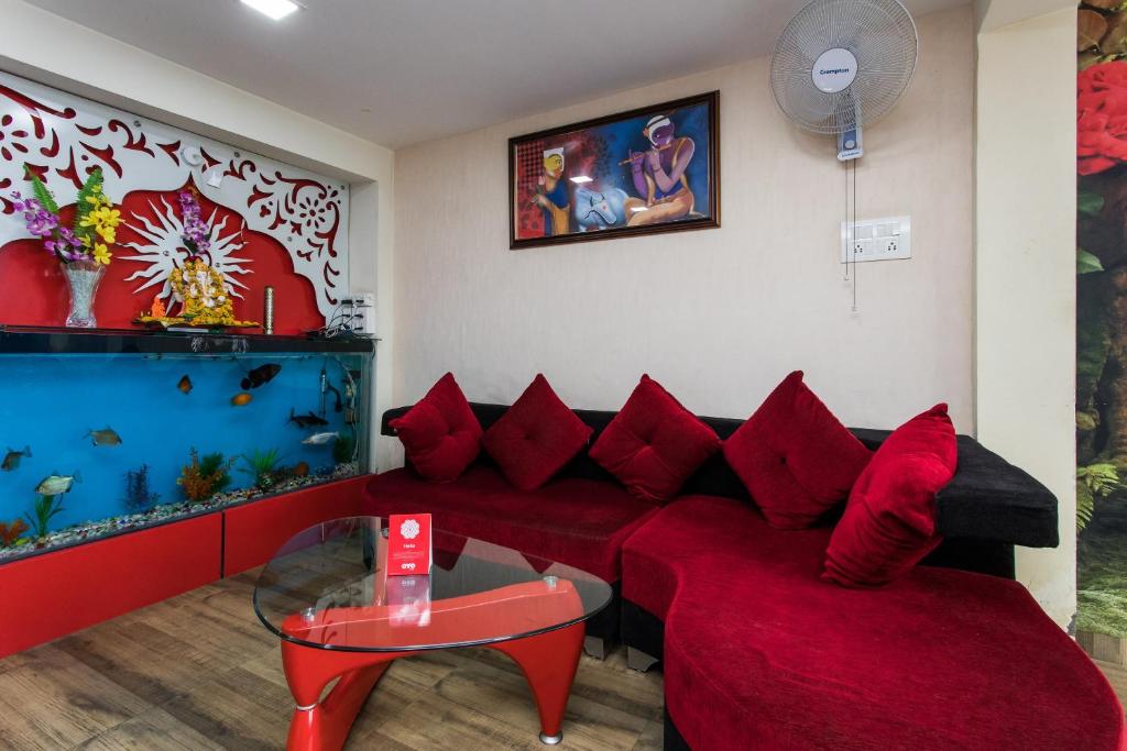 Χώρος καθιστικού στο Collection O Hotel Prithviraj