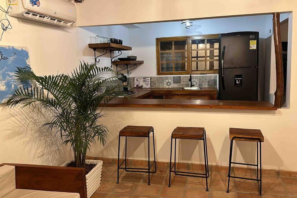 Kuchyň nebo kuchyňský kout v ubytování AptoPardo1945 duplex con Jacuzzi