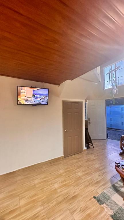 TV a/nebo společenská místnost v ubytování Casa María