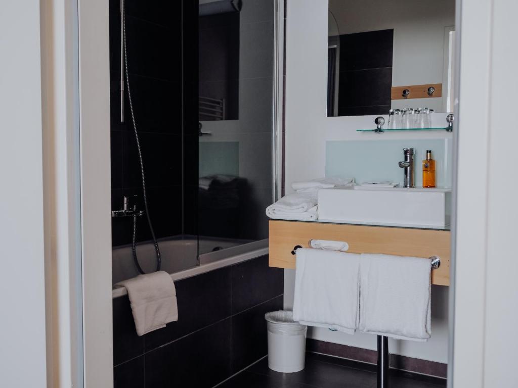 Levy's Rooms & Breakfast - 6