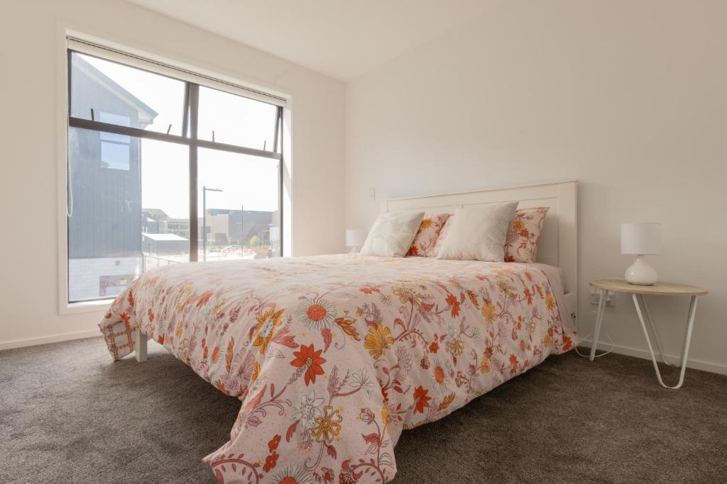 Luxury 2 Bedroom Townhouse By Hagley Park In CBD - Resim 2