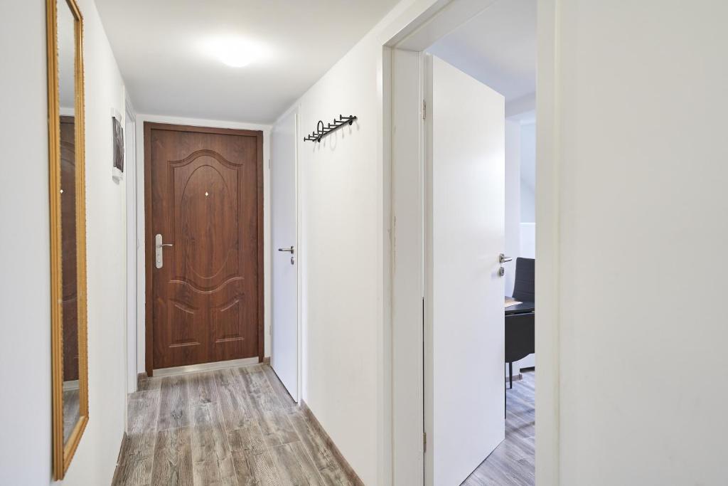 TV a/nebo společenská místnost v ubytování Monteurwohnung Glauchau