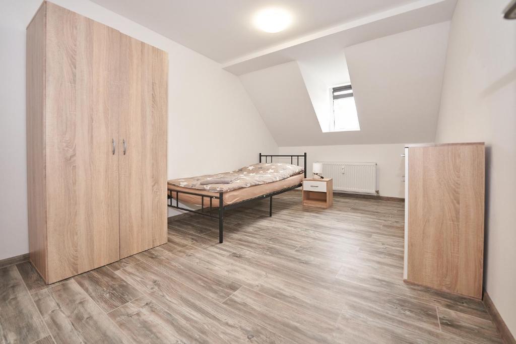 Postel nebo postele na pokoji v ubytování Monteurwohnung Glauchau