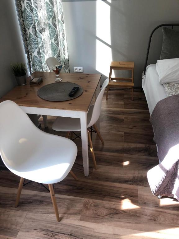 Posteľ alebo postele v izbe v ubytovaní Apartament Easy Stay Center