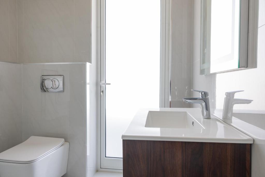 C'est La Vie Boutik Swieqi - 14