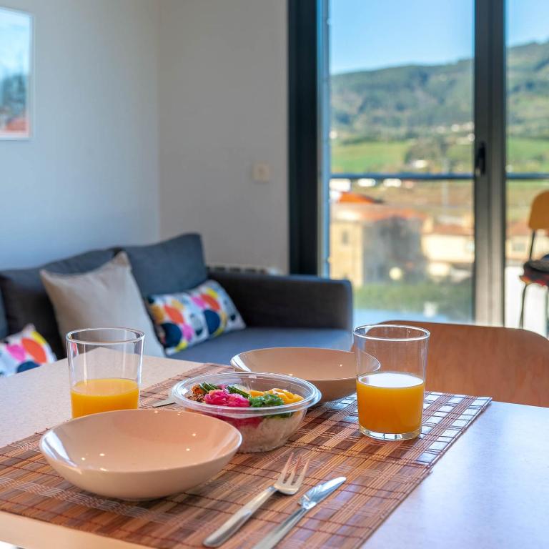 Nápoje v ubytování Apartamentos Naredo