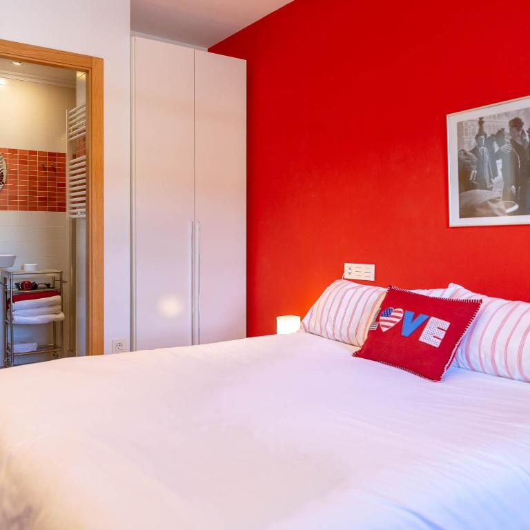 Postel nebo postele na pokoji v ubytování Apartamentos Naredo