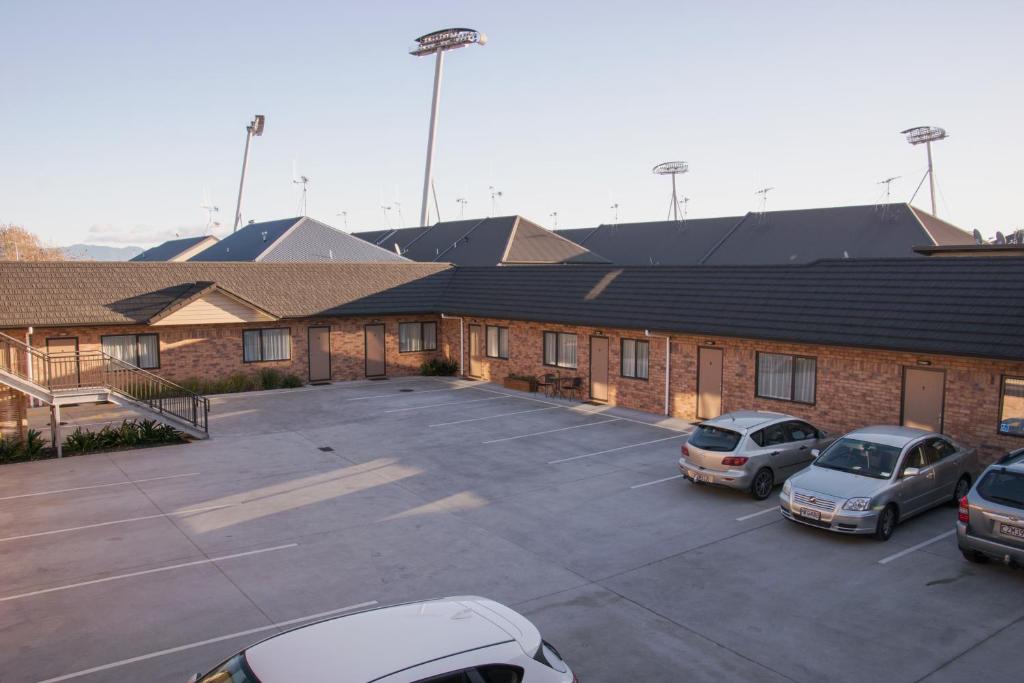 Arena Court Motel - Resim 6