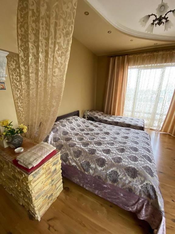 Готель Алекс - Suite With Balcony