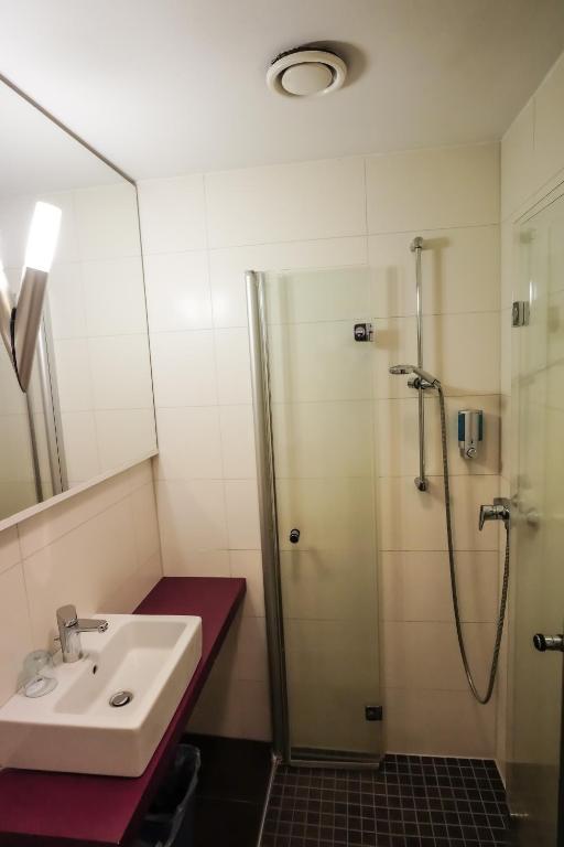 Koupelna v ubytování Hotel Stadt Daun