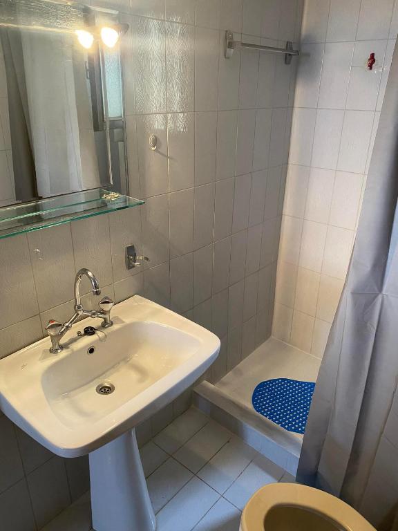 Koupelna v ubytování Cozu studio Melissi 2