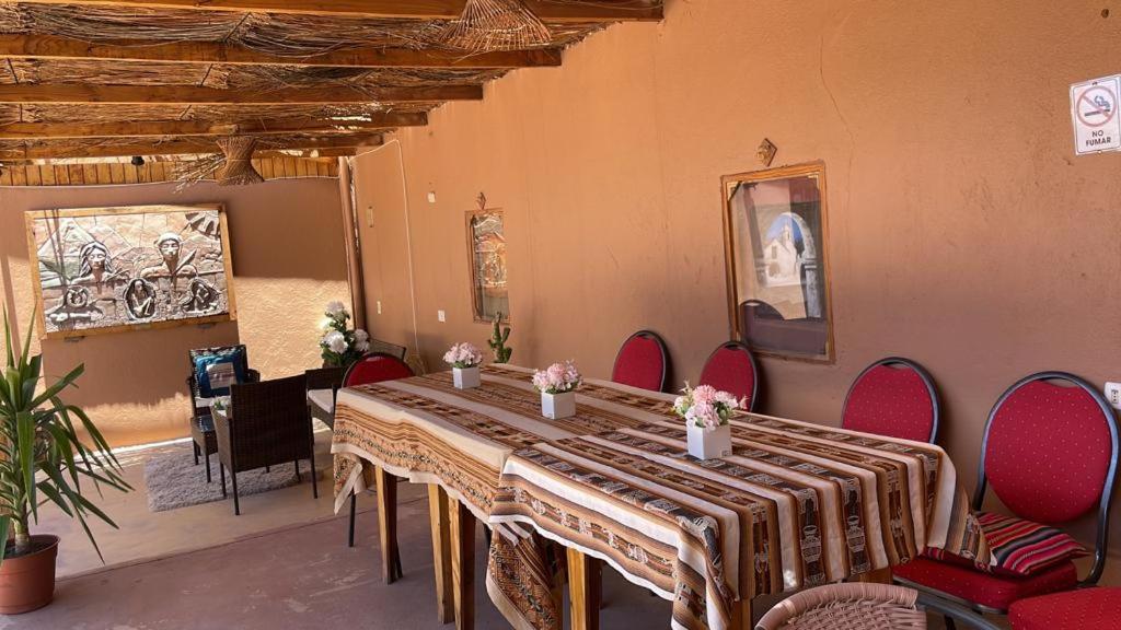 Posezení v ubytování Hostal Desert