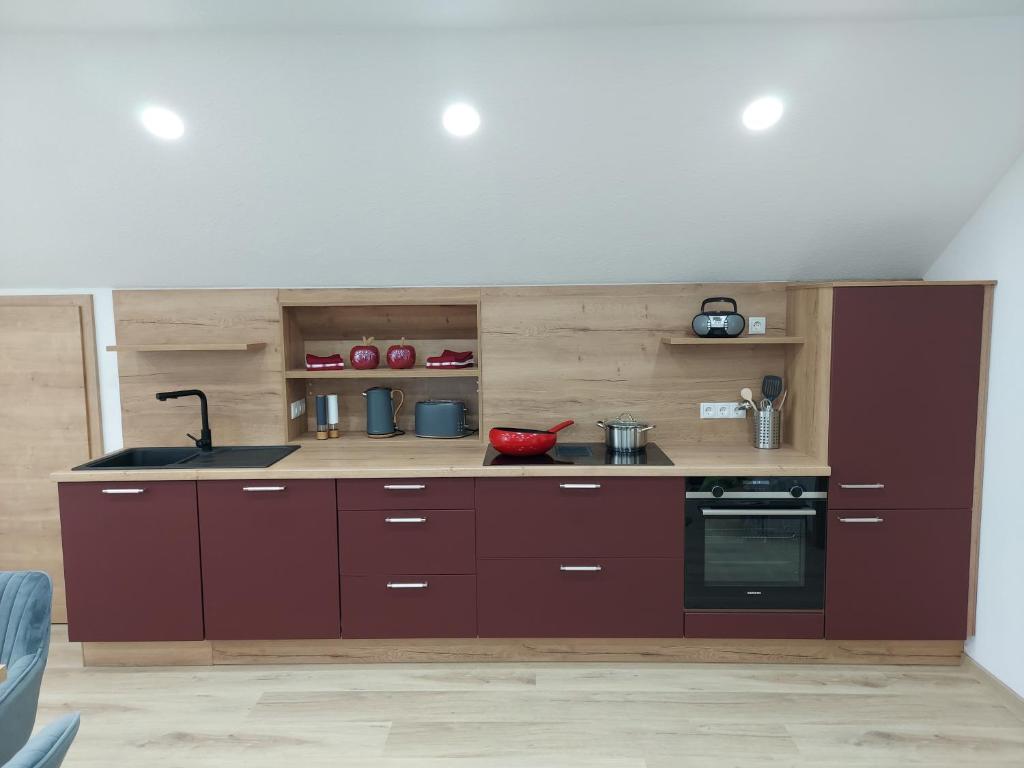 Kuchyň nebo kuchyňský kout v ubytování Premium Vulkaneifel Chalet