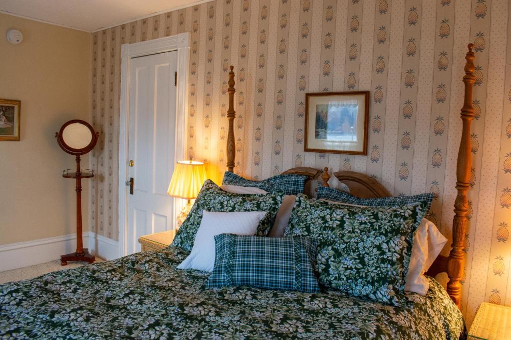 Postel nebo postele na pokoji v ubytování Hudson Manor Bed & Breakfast