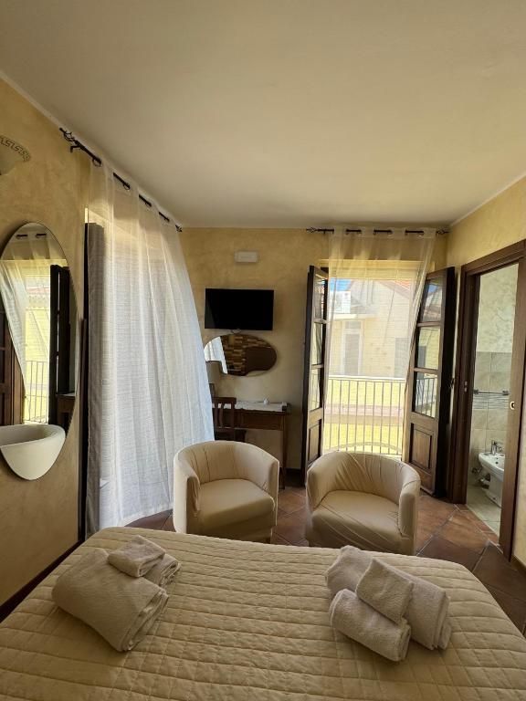 B&B Rivellini - Chambre Double De Luxe Avec Balcon Et Vue Sur Mer