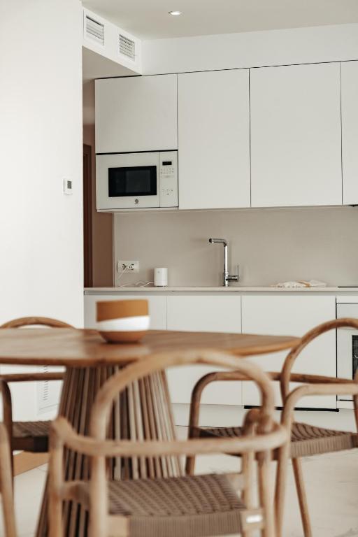 BOSSA Estepona Boutique Hotel Spacious 2BR Apartment, Estepona