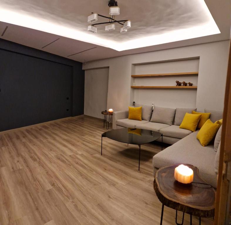 A seating area at Comfy-lux Appartment