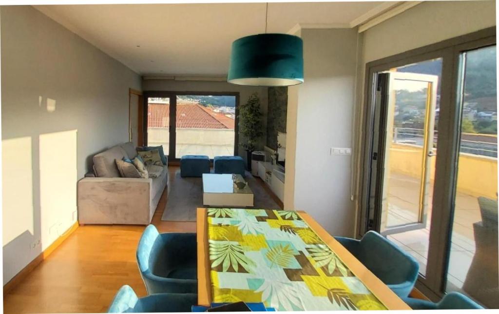 Posezení v ubytování Ático Exclusivo Bueu Centro, 50M playa