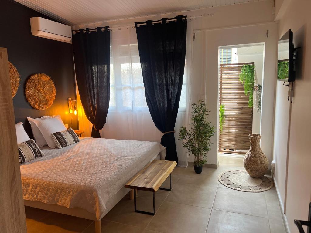 Postel nebo postele na pokoji v ubytování Appartement 2 chambres Sainte-Luce