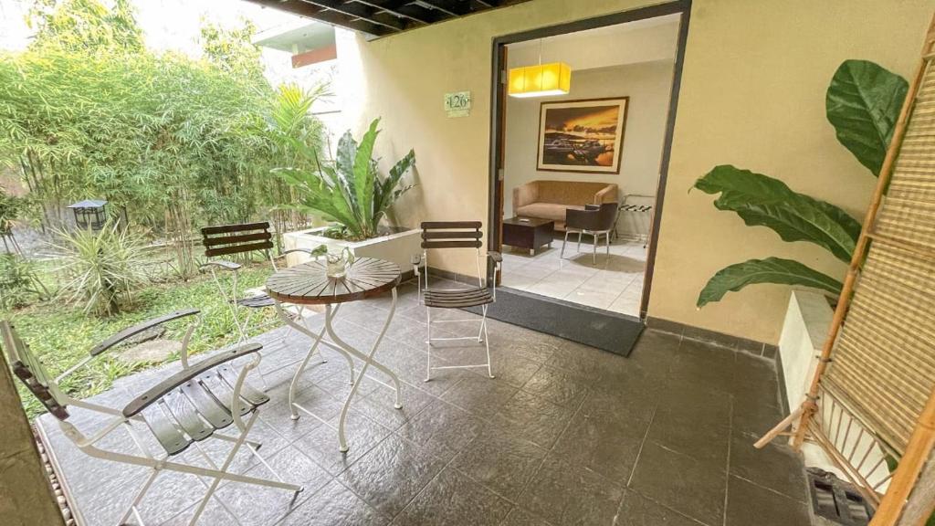 Giardino di LPP Convention Hotel Demangan