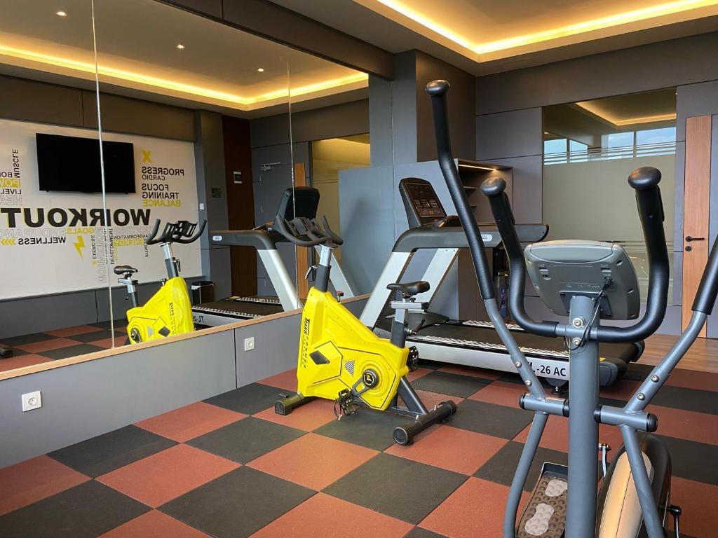 Fitness centrum a/nebo fitness zařízení v ubytování Classie Hotel