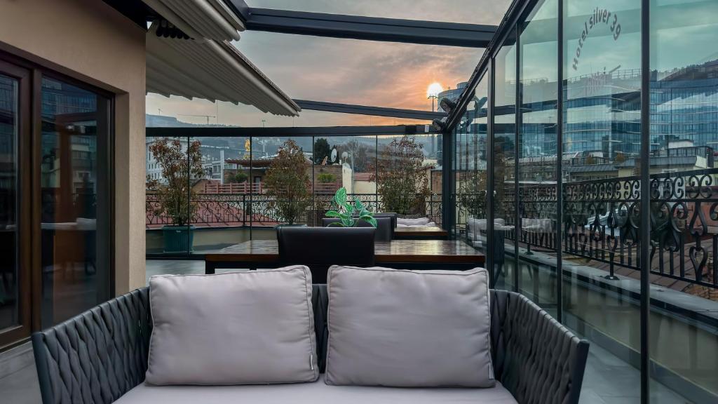 Balkón nebo terasa v ubytování Silver 39 Corner Hotel