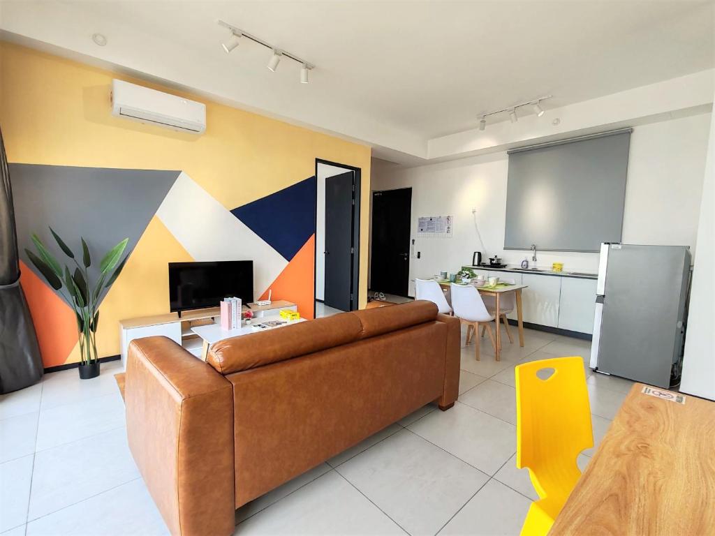 Kuchyň nebo kuchyňský kout v ubytování Cozy Minimalist Suite at Urban Suites Georgetown by SuperStay