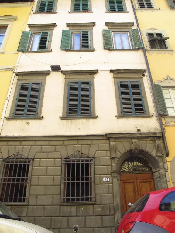 The building in which Az apartmant is located