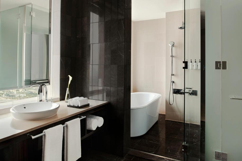InterContinental Dubai Festival City by IHG - Resim 42