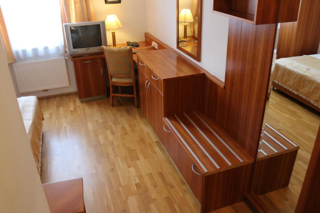 Hotel Wasserpalast - breakfast for free!!!