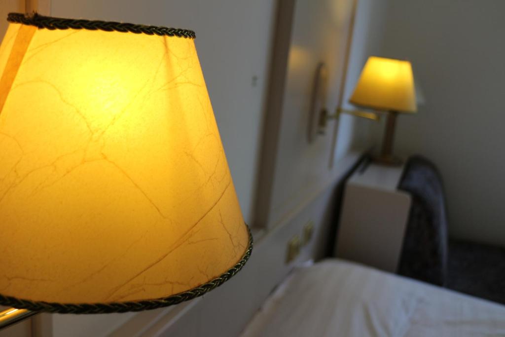 Hotel Wasserpalast - breakfast for free!!! - Resim 20