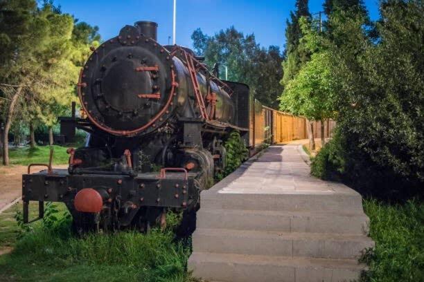 A garden outside Dolce Favola Nomad Casa - Kalamata's City Getaway
