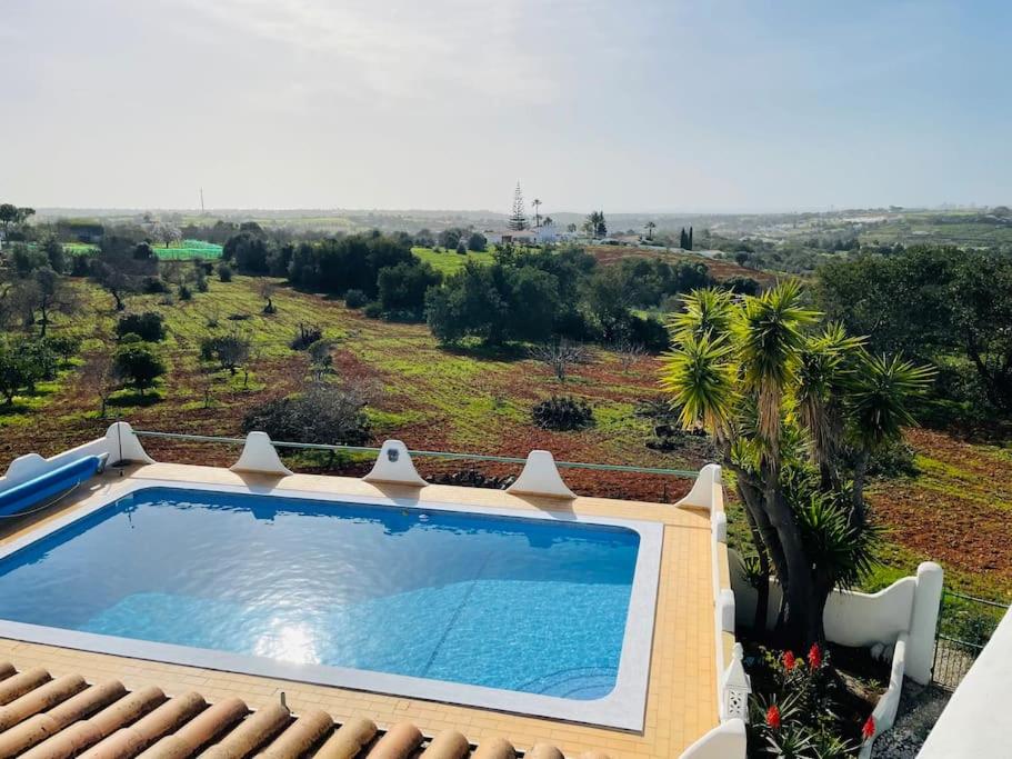 Self-contained floor of Quinta / Villa