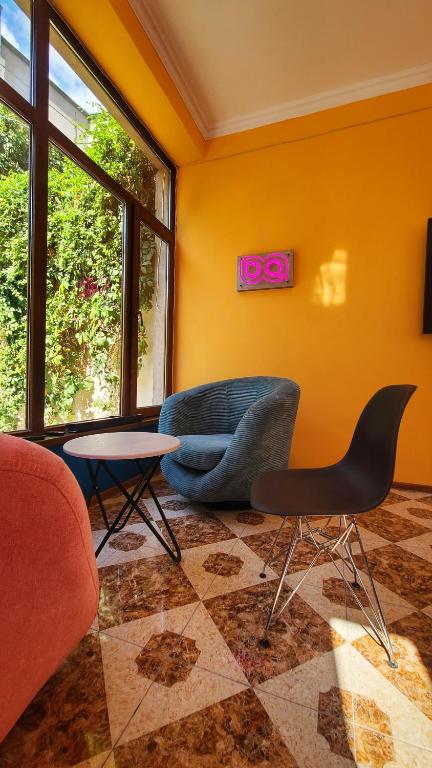 Posezení v ubytování Capsula hotel