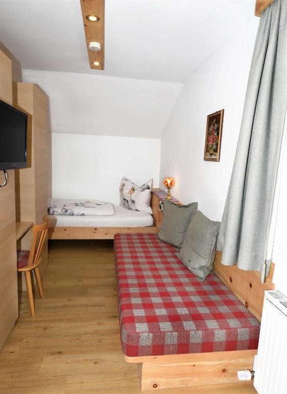 Gästehaus Sonnenheim - Eenpersoonskamer Met Uitzicht Op De Bergen