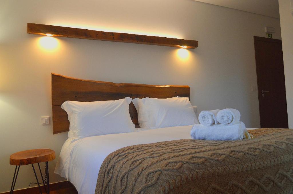 Postel nebo postele na pokoji v ubytování Quinta do Limite - Agroturismo