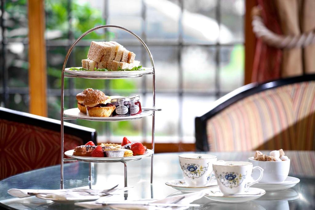 Best Western Plough and Harrow Hotel - Resim 23