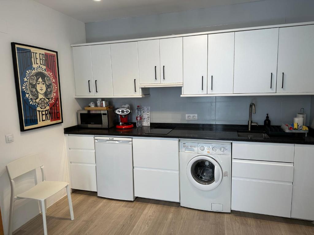 Kuchyňa alebo kuchynka v ubytovaní Studio Arts Soho - Malaga