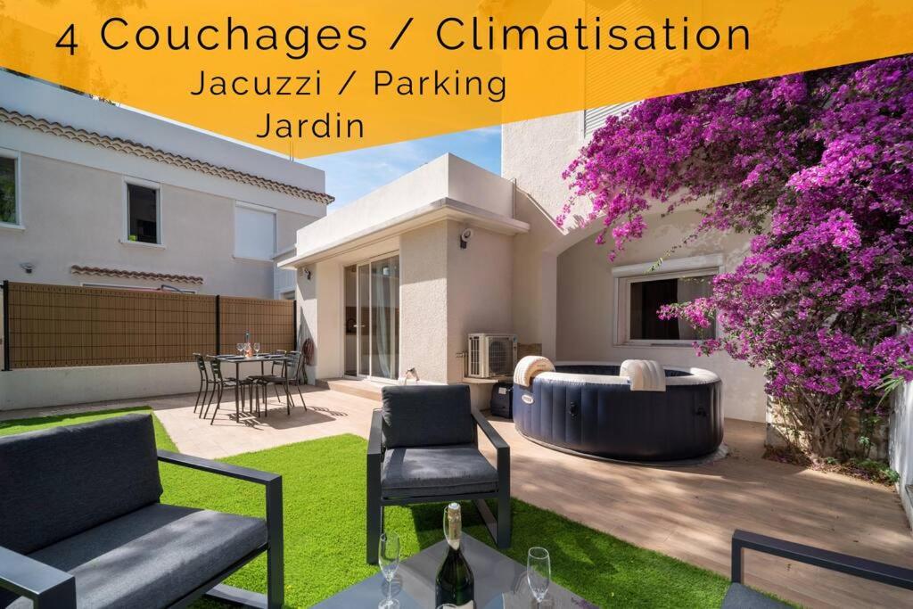 un magazine avec une photo d'une cour avec une maison dans l'établissement Le Bougainvillier-Jacuzzi Jardin Clim Wifi Parking, à Marseille