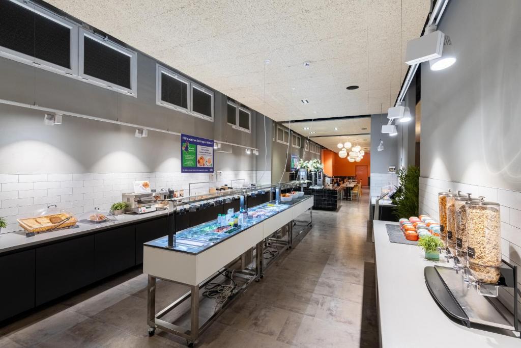 a&o Nürnberg Hauptbahnhof - Resim 32