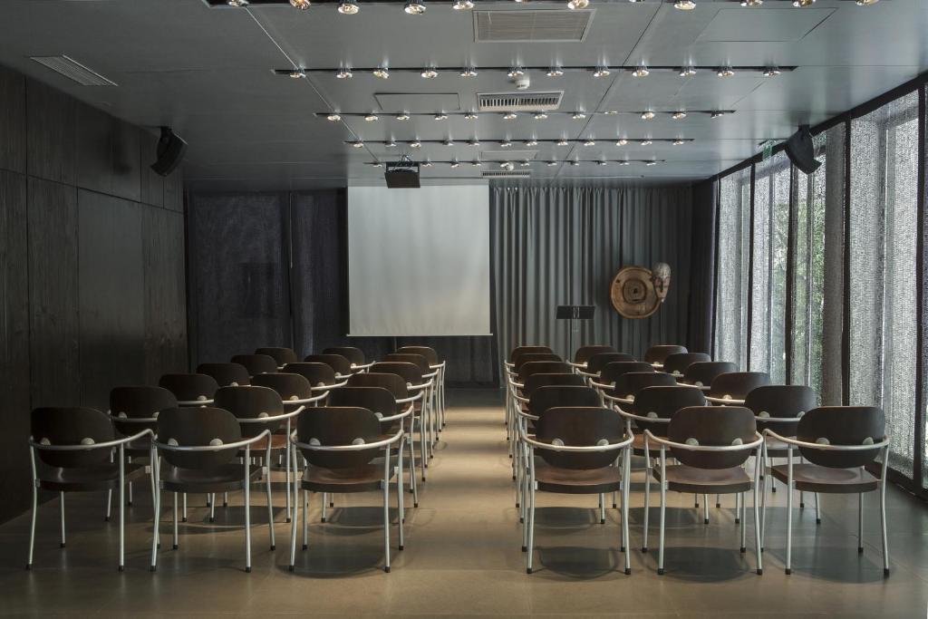 Life Gallery Athens - Resim 32