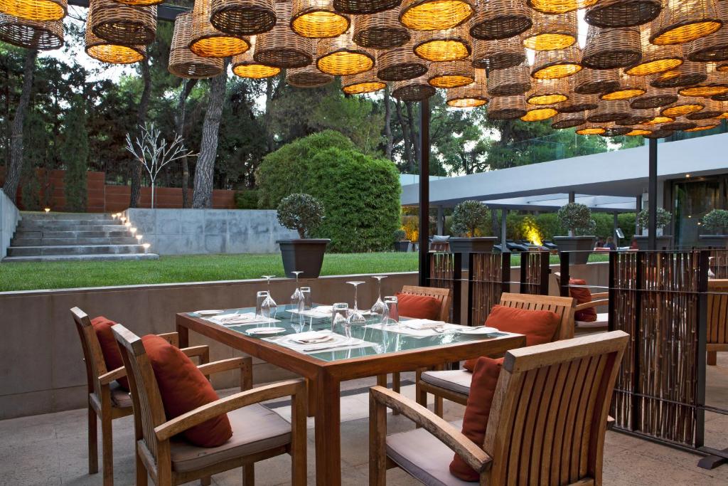 Life Gallery Athens - Resim 45