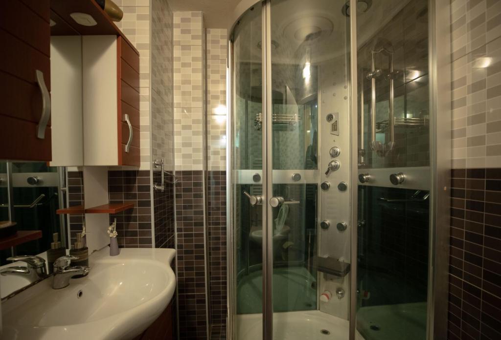 Koupelna v ubytování Hotel Denis