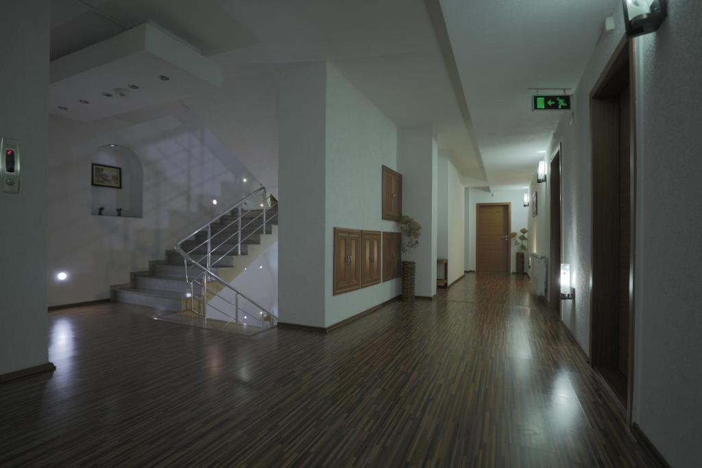 Fotografie z fotogalerie ubytování Hotel Denis v destinaci Pristina