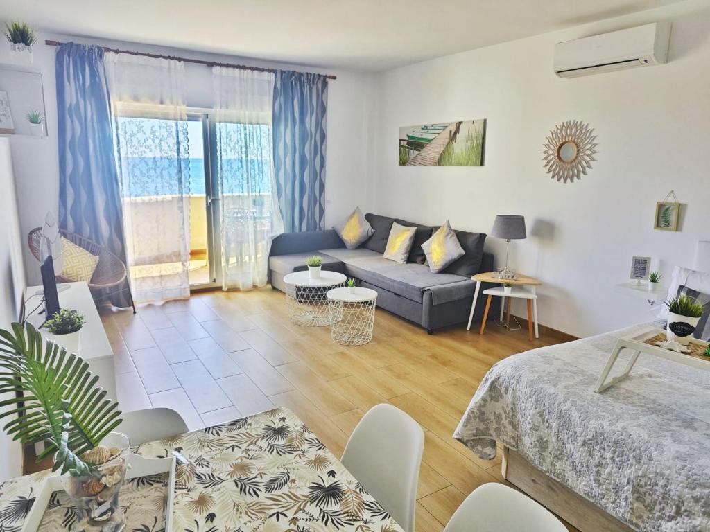 Benalbeach Holidays Benalmâdena - Studio Apartment With Sea View