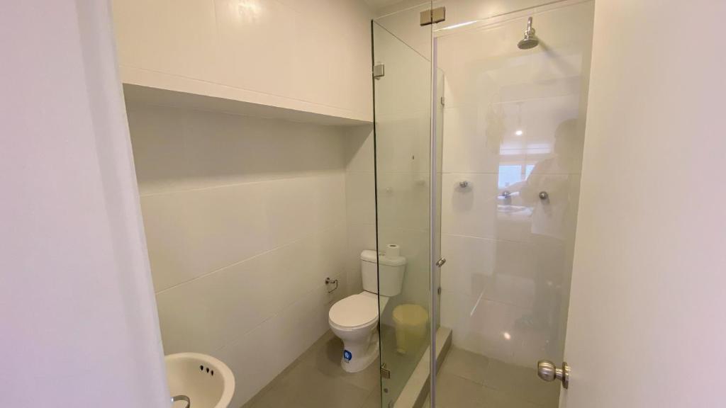 Koupelna v ubytování Sakti Hostal B&B
