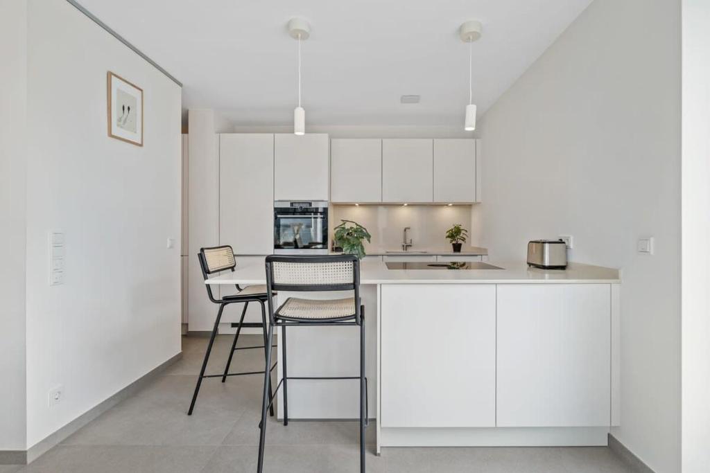 Luxury 2BR, Free Parking, Balcony - Resim 21